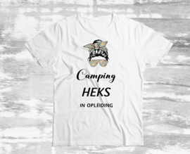 Camping heks in opleiding