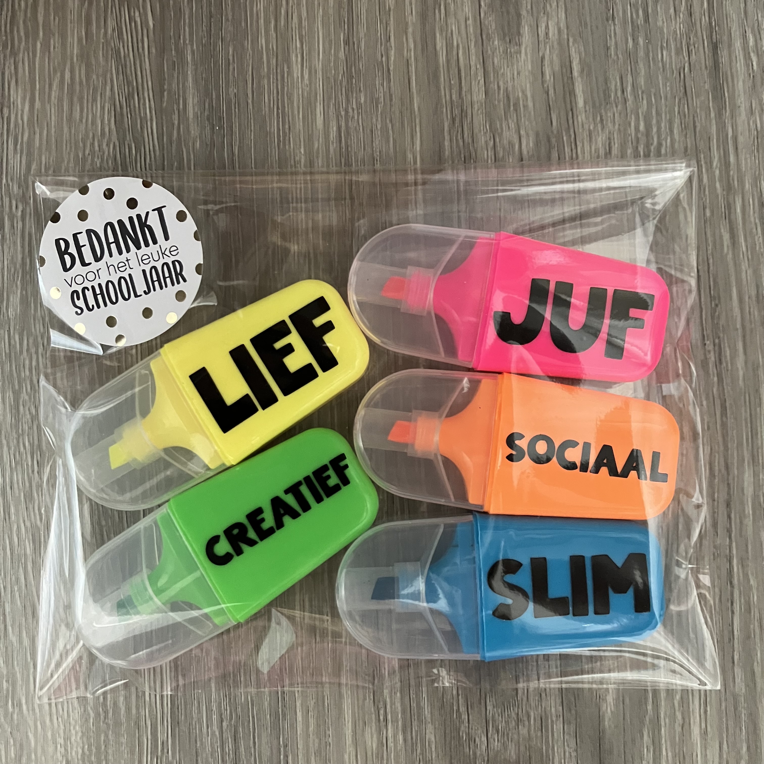 Setje bedankt voor het leuke schooljaar - Juf