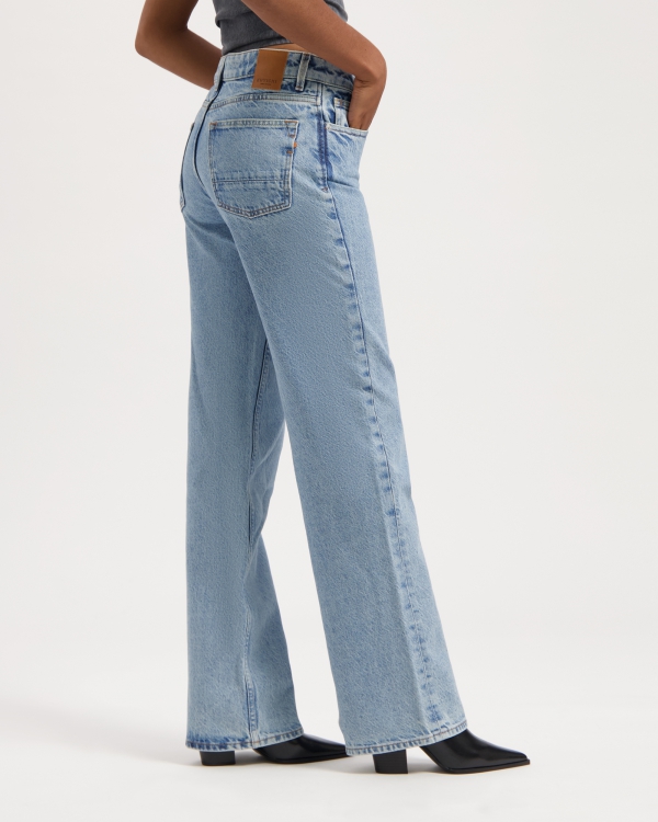 Lena Loose Worn Blue  KUYICHI