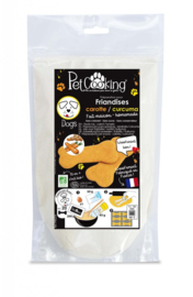 Petcooking wortel en curcuma koekjes meel