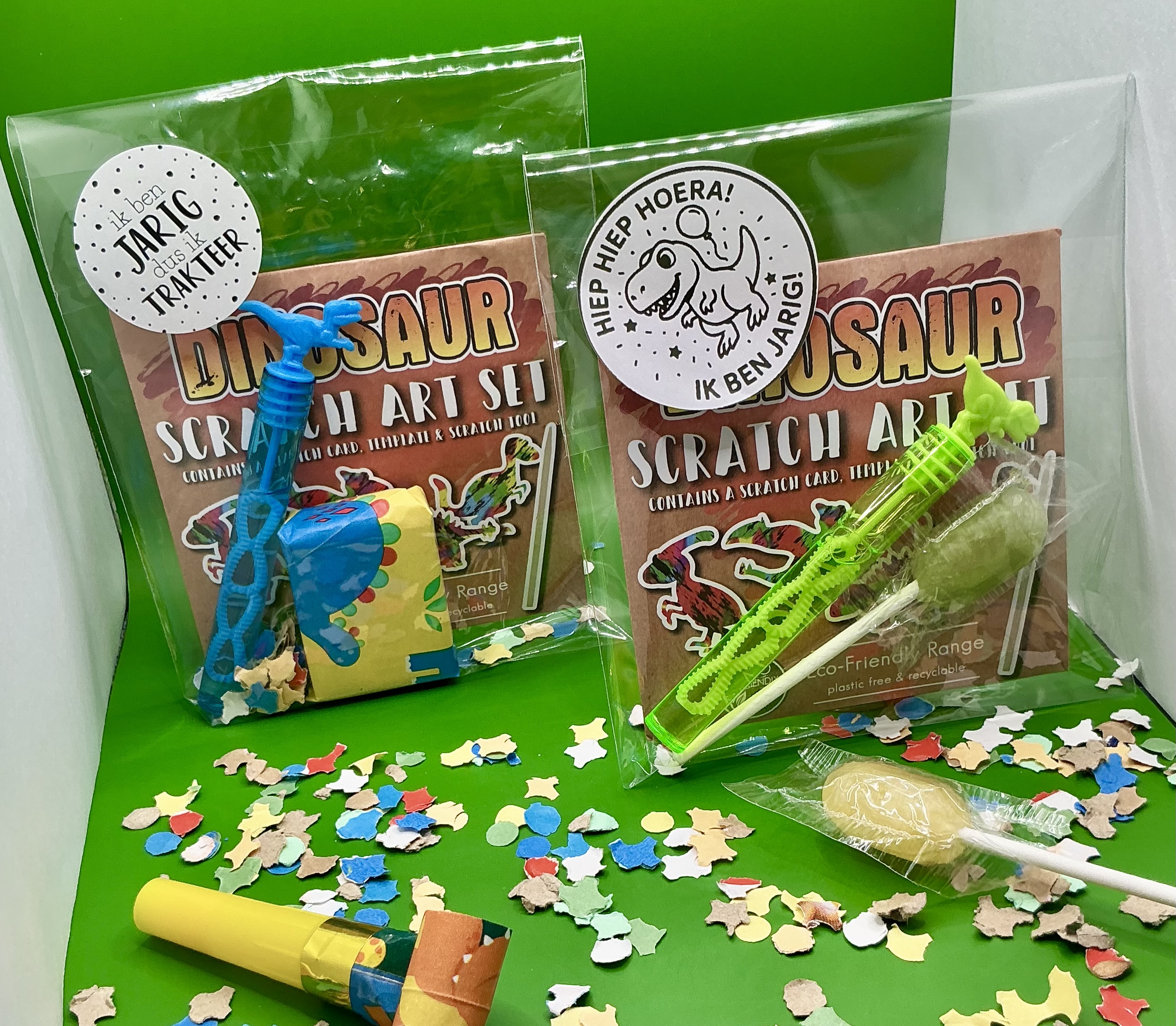 Dino Traktatie 7 - Grommend Gezellig!