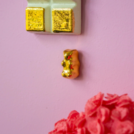 Gold Bear (24K) Wall object