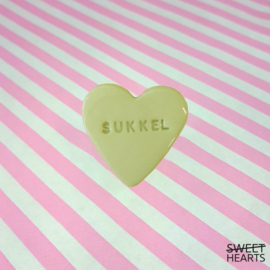 Broche Sukkel Geel