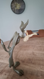 Looney Tunes Wile E Coyote Standing Classic Figurine Statue