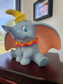 Walt Disney Dumbo Sitting Small version Figurine Statue