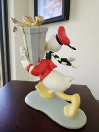 Walt Disney Donald Duck Walking with Christmas Present Figurine Statue