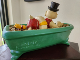 Walt Disney Scrooge McDuck in Bathtub Swimming in Money Vintage Figurine Statue