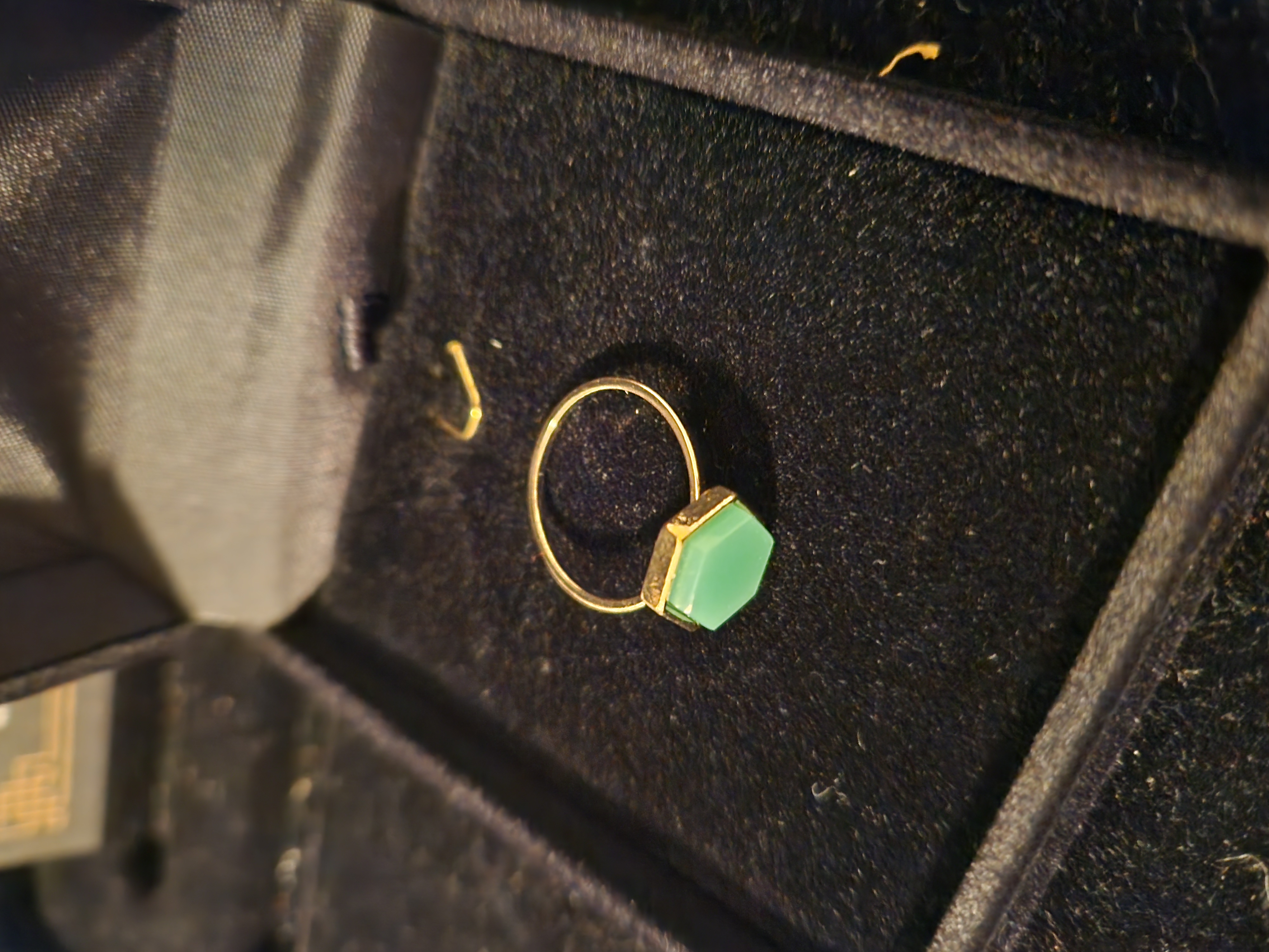 AMC The Walking Dead Original Screen Used Faux Zombie Green Gemstone Ring Prop