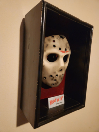 Neca Friday the 13th Jason Voorhees LE of 1000 Mask Statue in Shadowbox Display