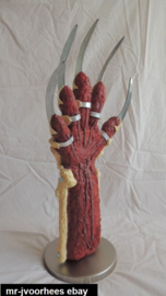 Freddy Krueger New Nightmare Lifesize Bionical Claw Glove Figurine Bust Statue