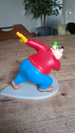 Walt Disney Ducktales Scrooge McDuck Beagle Boy Figurine Statue
