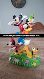 Walt Disney Donald Duck Goofy Mickey Mouse Totem Figurine Photo Frame Statue