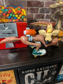 Looney Tunes Wile E Coyote Going with Rocket After Road Runner Figurine Statue