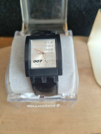 James Bond 007 Die Another Day Collectors Watch in Box from 2002