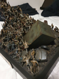 Brad Pitt World War Z Zombie Chopper Scene Big Unique Diorama Figurine Statue