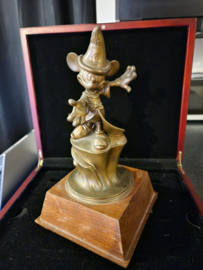 Walt Disney Mickey Mouse Fantasia 15 Year Employee Bronze Service Award Statue