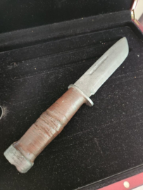 HBO The Pacific Original Screen Used Cattaraugus 225Q knife Movie Prop