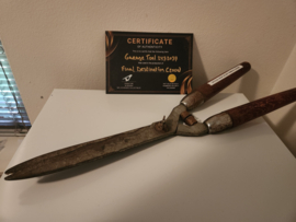 Final Destination 2000 Original Production Used Garage Tool Movie Prop