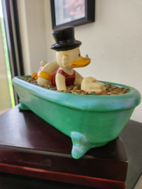 Walt Disney Scrooge McDuck in Bathtub Swimming in Money Vintage Figurine Statue