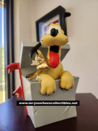 Walt Disney Mickey Mouse Pluto Sitting in Christmas Present Figurine Statue