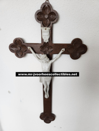 Bram Stokers Dracula (1992) Original Production Used Big Crucifix Movie Prop