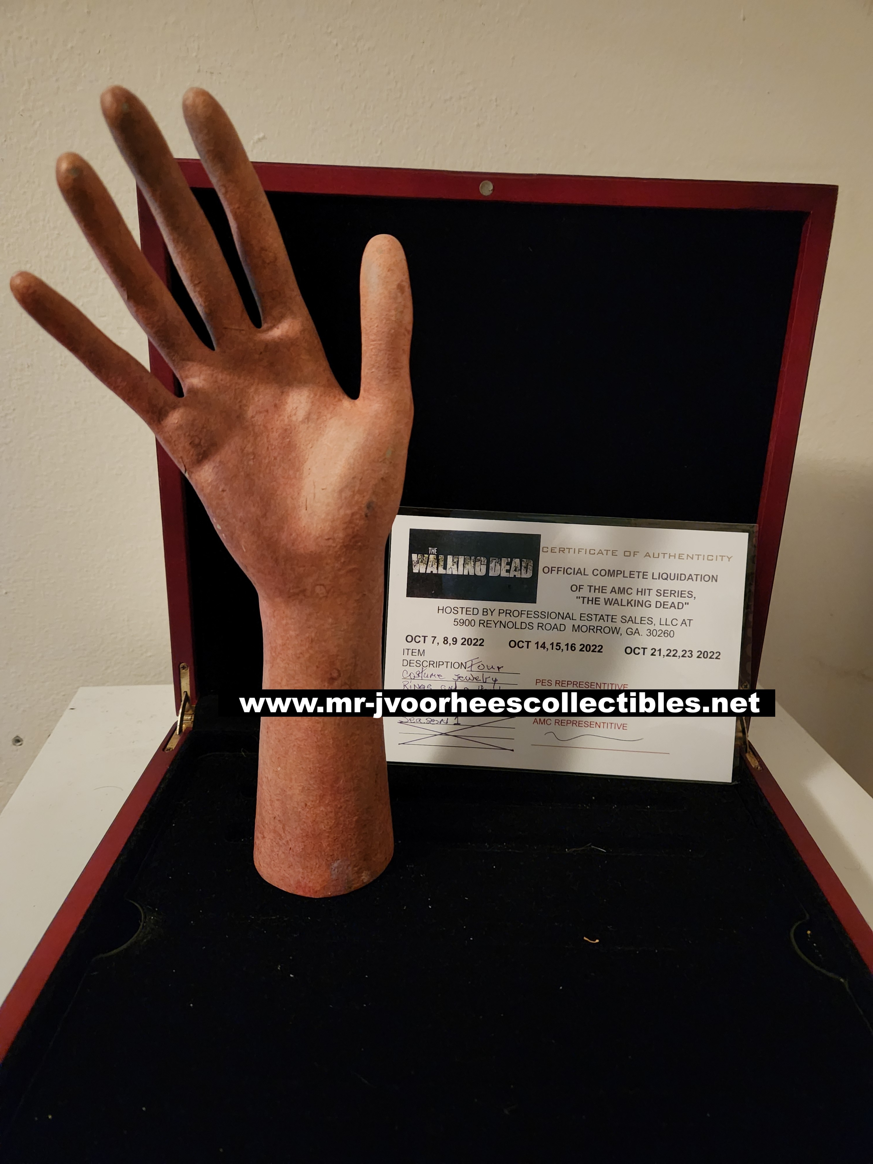 AMC The Walking Dead Original Production Used Store Display Hand Movie Prop