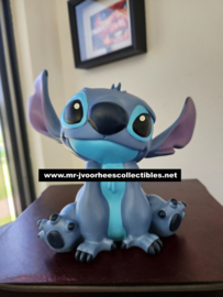 Walt Disney Lilo & Stitch Stitch Sitting Small version Figurine Statue