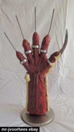 Freddy Krueger New Nightmare Lifesize Bionical Claw Glove Figurine Bust Statue