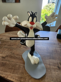 Looney Tunes Sylvester Running After Tweety Big Vintage Figurine Statue
