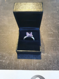 Scary Movie 4 Original Screen Used Faux Lady Gem Ring Movie Prop