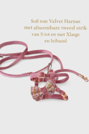 Fifi harnas  Small  verstelbaar soft  roze  met strik teckel