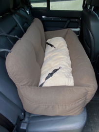 Autostoel voor grote honden windhond enz....113x47x42cm