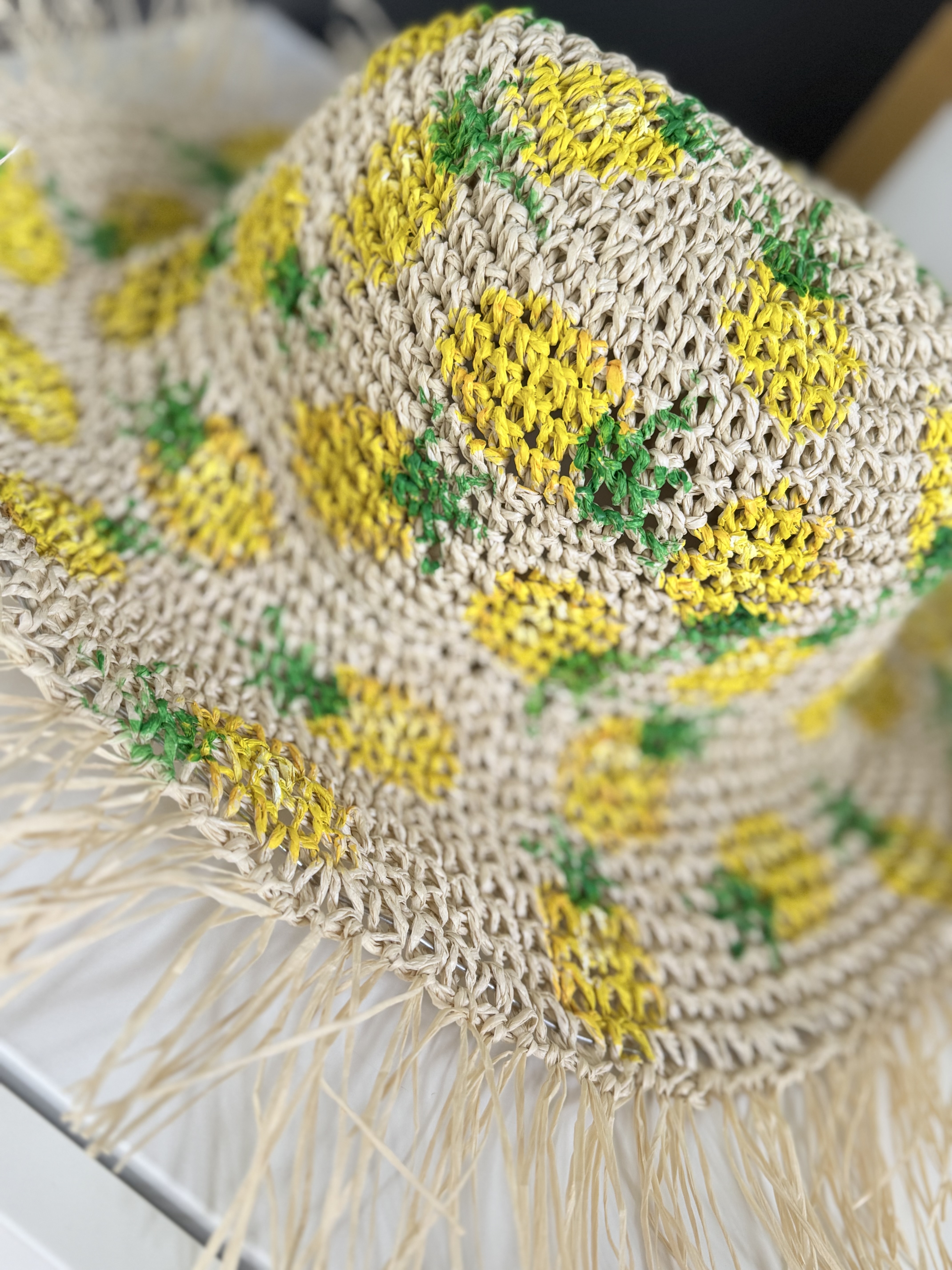 Hat pineapple