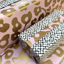 Inpakpapier - Golden Flowers & Print