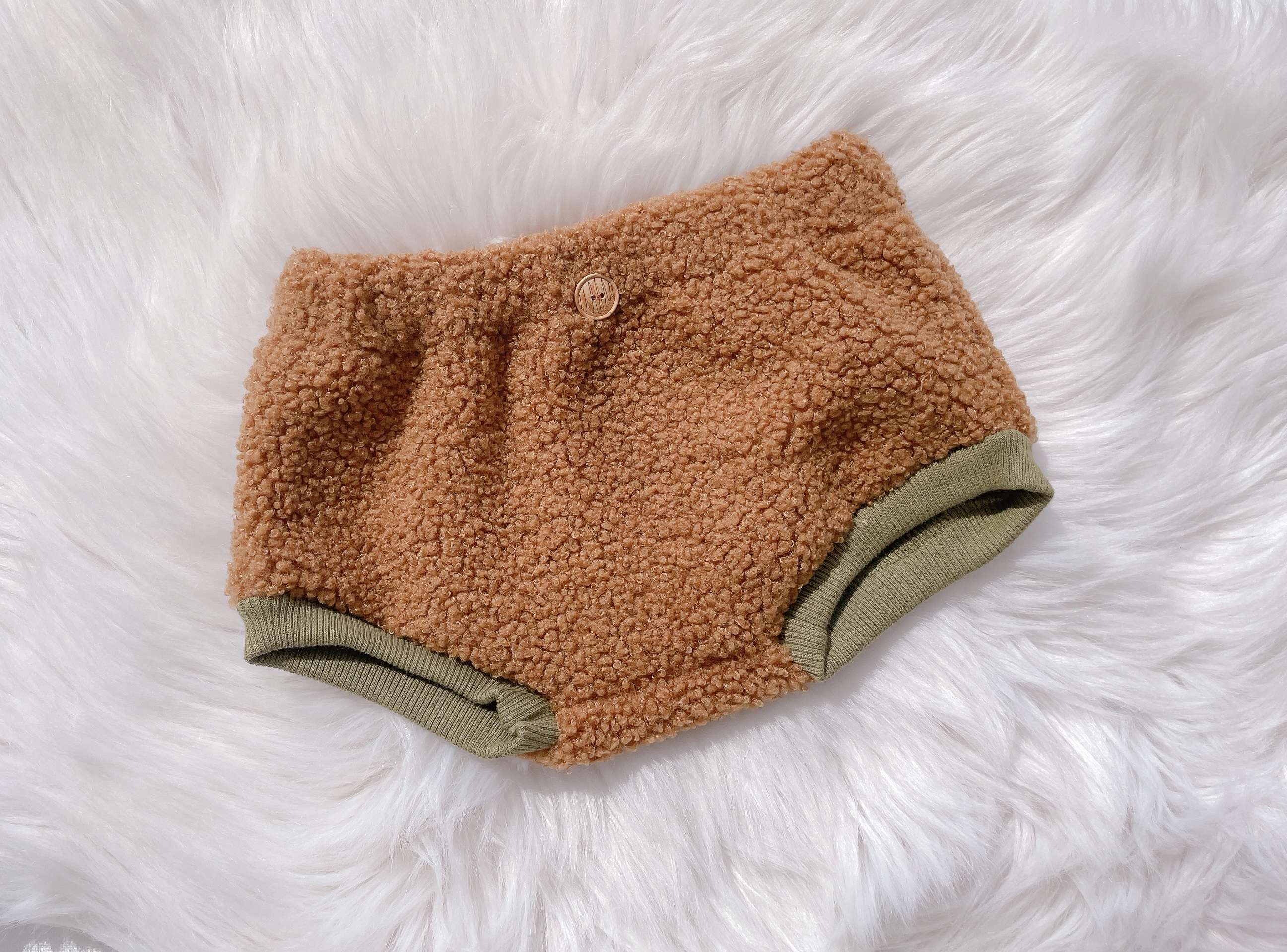 Shortje warm winter