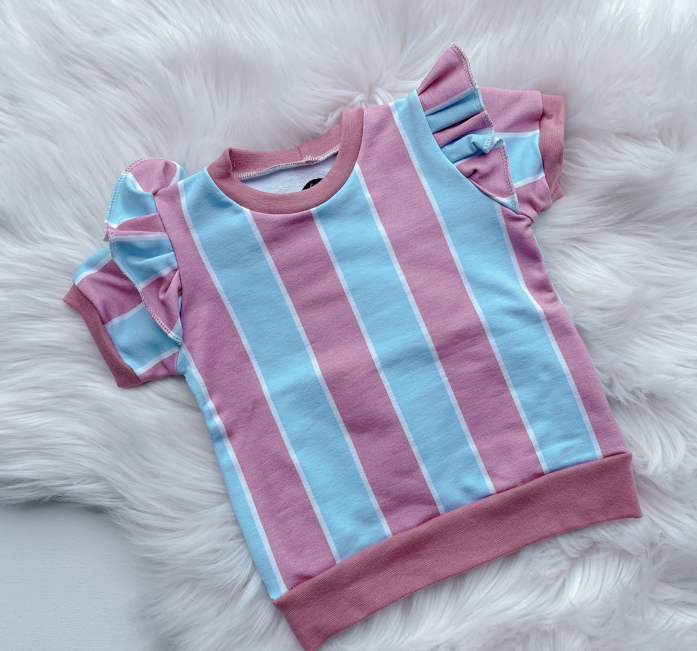 T-shirt Stripes met ruffles Maat 80