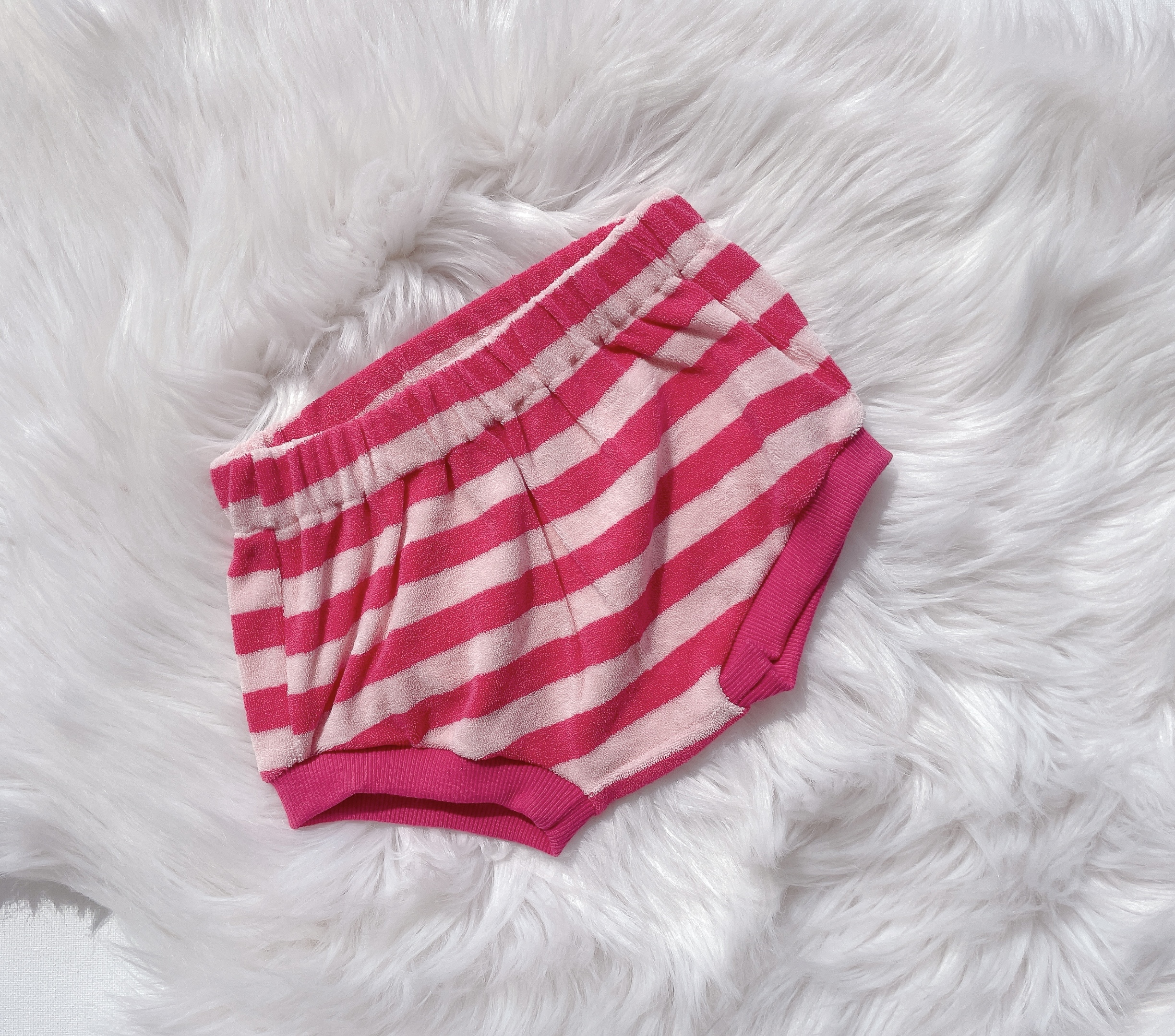 Shortje spons stripes fuchsia