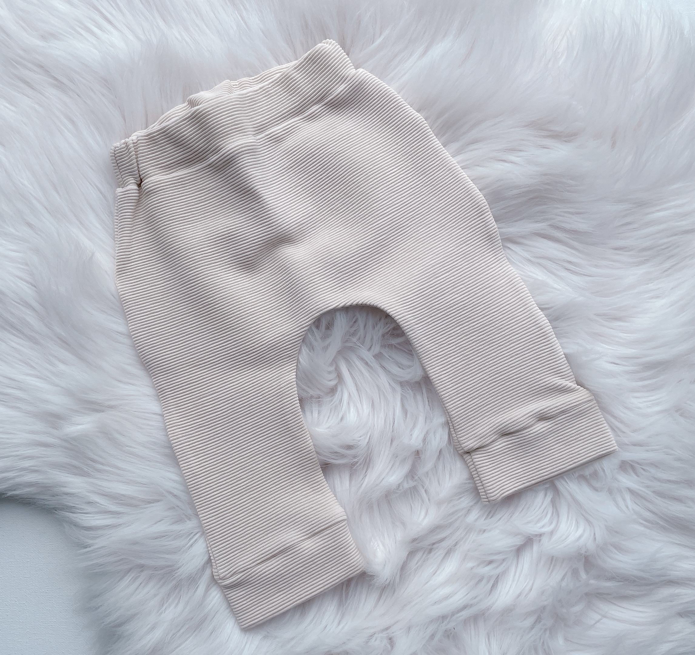 Harem Rib Lichtbeige Maat 74