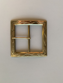 Goudkleurige gesp gedecoreerd  per stuk (60mm)