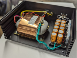 Bach lineaire voeding voor roonserver