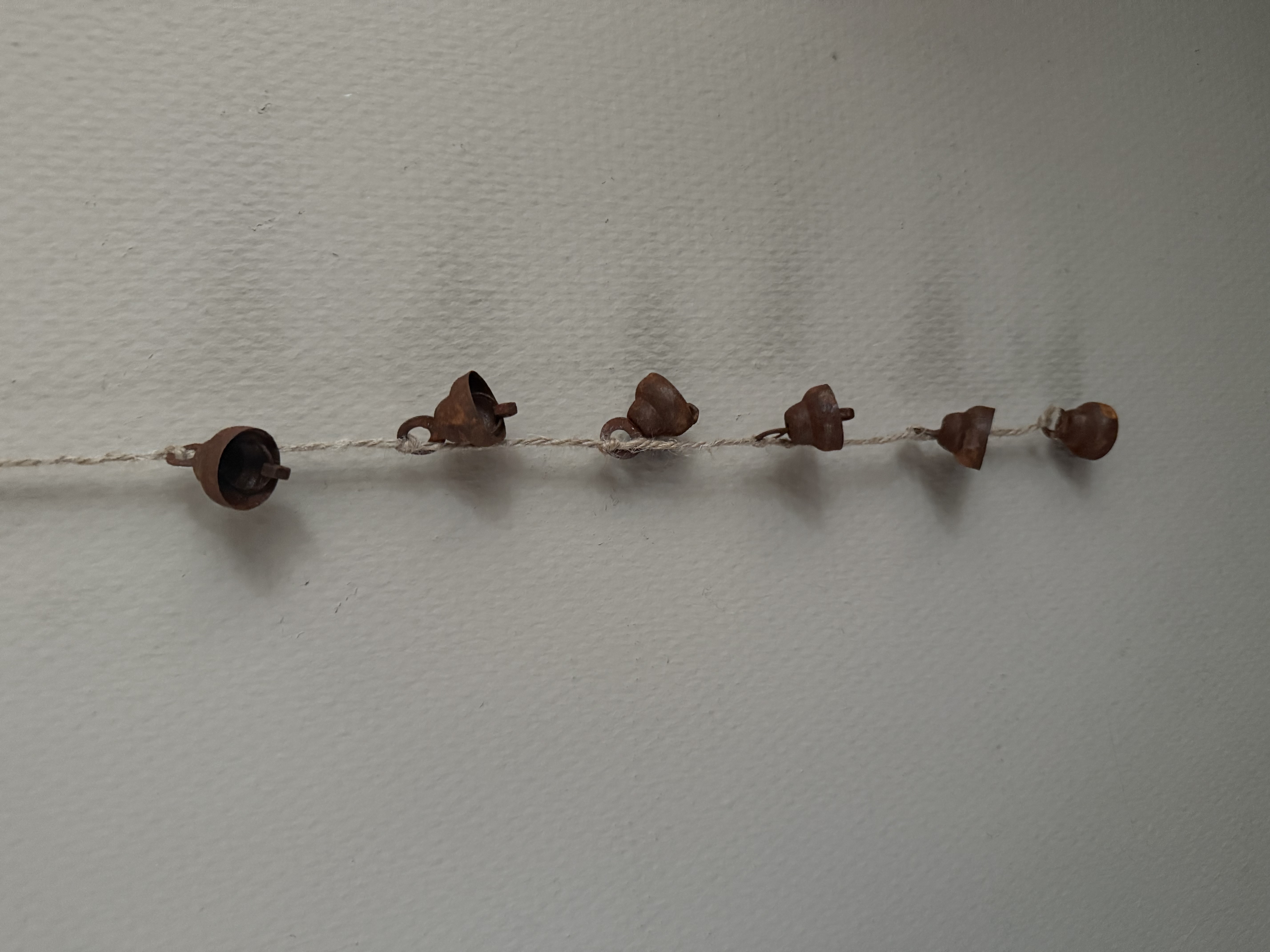 Belletjes hanger roest