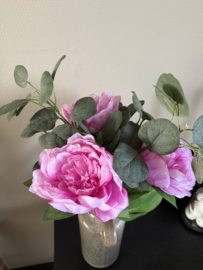 Boeket pioen roze