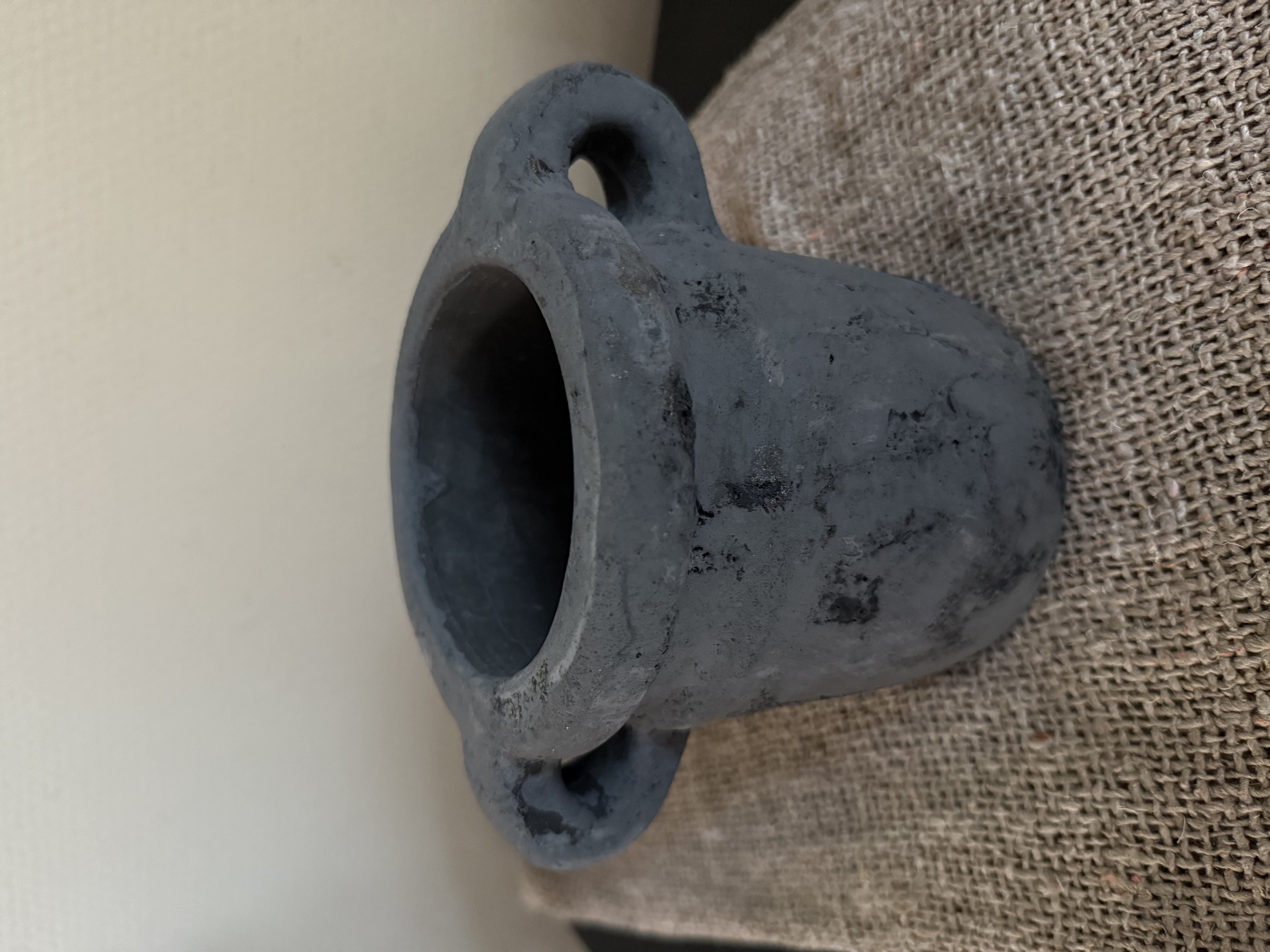 Bloempot met oortjes