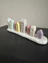 Sculptuur met 8 huisjes