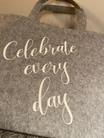 Vilten shopper - eigen ontwerp