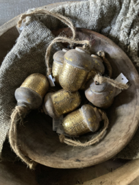 Eikel van hout  2 inch