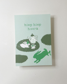 Hiep hiep blauw/groen - ansichtkaart