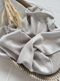 Deken light knit zand