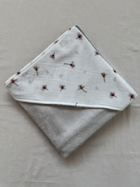 Omslagdoek bamboo teddy grijs + hydrofiel flower rust