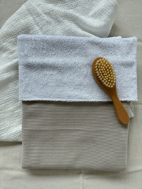Deken light knit zand & bamboo teddy